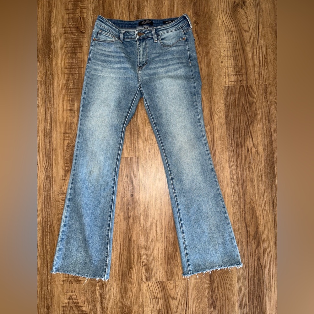 Judy Blue Lightly Distressed Jeans, High Waist, Slim Bootcut Sz 11/30 Raw Hem